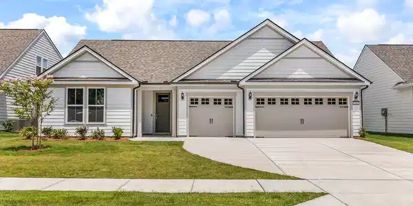 1586 Crested Iris Way
