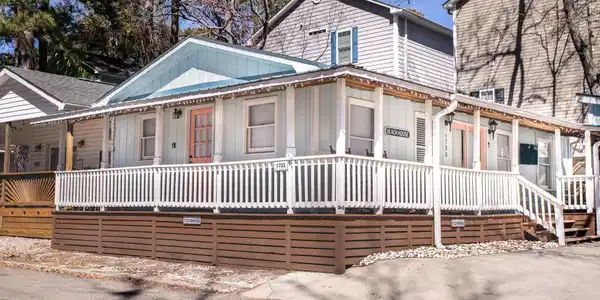 1733 Neptune Rd.