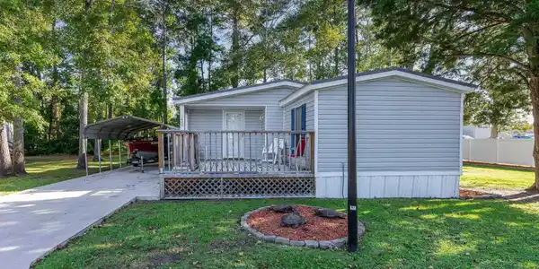 1400 Circle Dr.