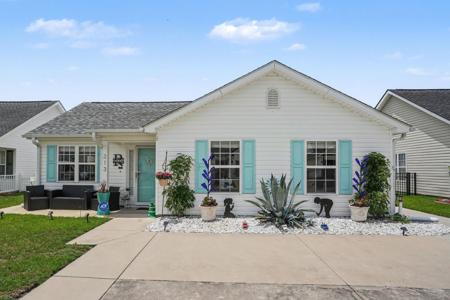 213 Lynco Ln.