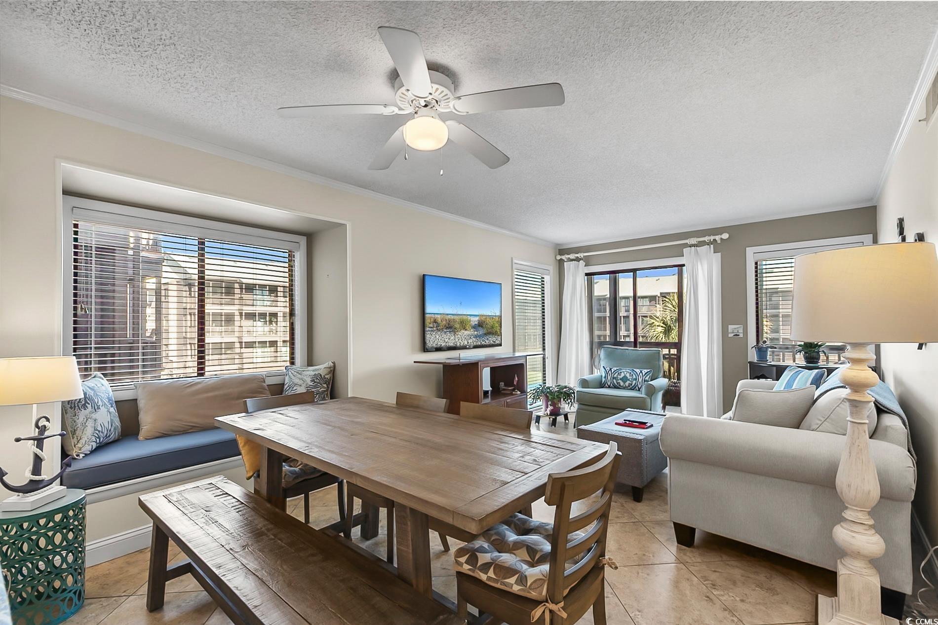 Image 2: Living room with a textured ceiling, ceiling fan, Image 2: Living room with a textured ceiling, ceiling fan,