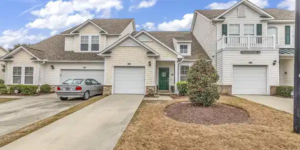 6095 Catalina Dr.
