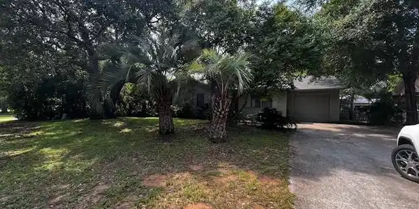 512 Cedar Dr. N