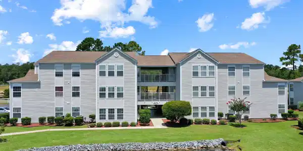 2274 Huntington Dr.