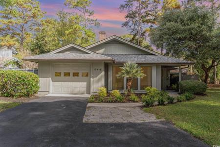 944 Cedarwood Circle