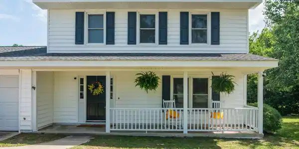 66 Johnstone Ln.