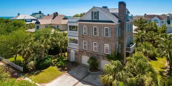 29 Beachwalker Ct.