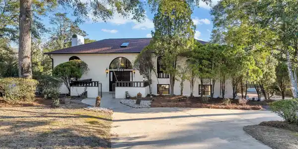 808 Tillson Rd.