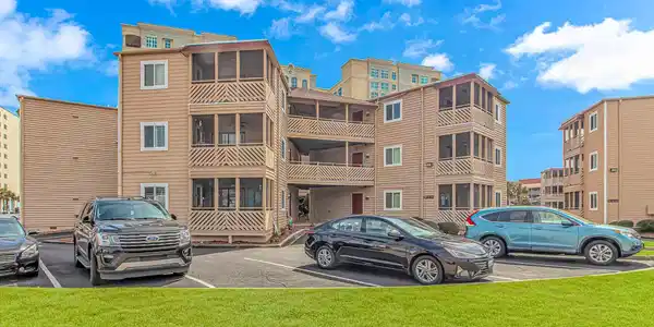 609 Hillside Dr. S.