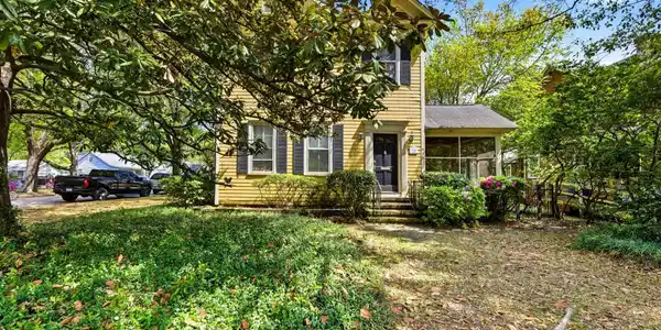 930 Highmarket St.