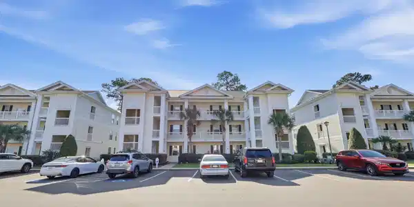 628 River Oaks Dr.