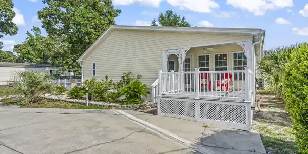 2402 Little River Neck Rd.
