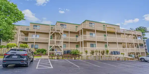 9661 Shore Dr.