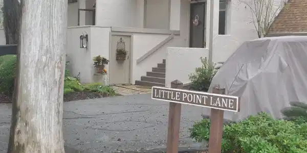 30 Little Point Ln.