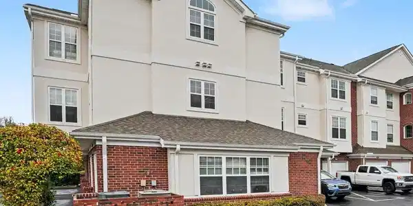 2241 Waterview Dr.