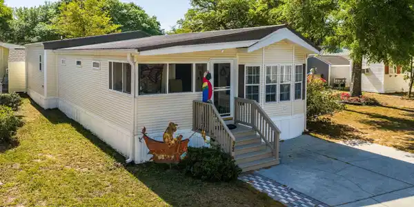 5400 Little River Neck Rd.