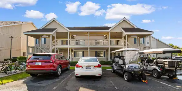 1870 Auburn Dr.
