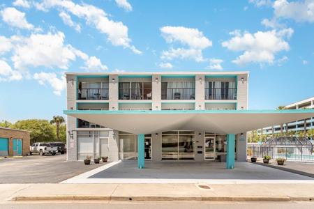 1600 S Ocean Blvd.