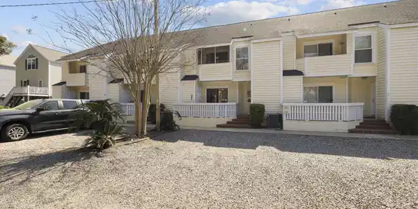 14 N Willow Dr.