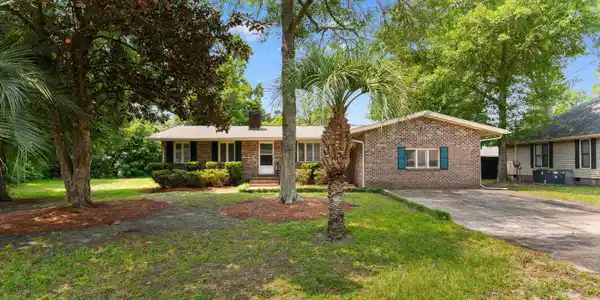 655 5th Ave. N