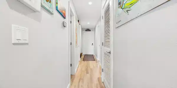 Image 4 Image 4
