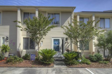 951 Plantation Dr.