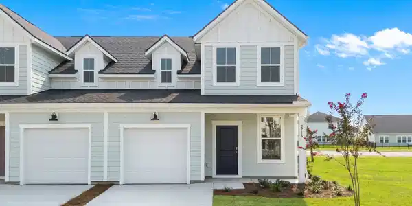 2716 Summer Breeze Ln