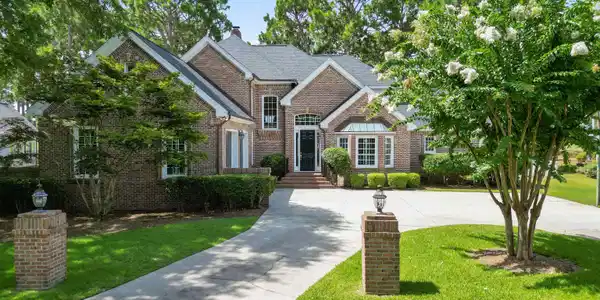 1035 Gullane Ct.