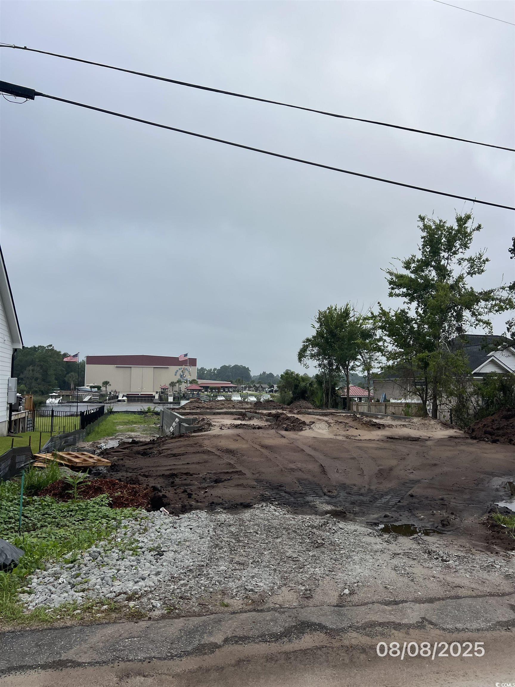 Image 2: View of yard