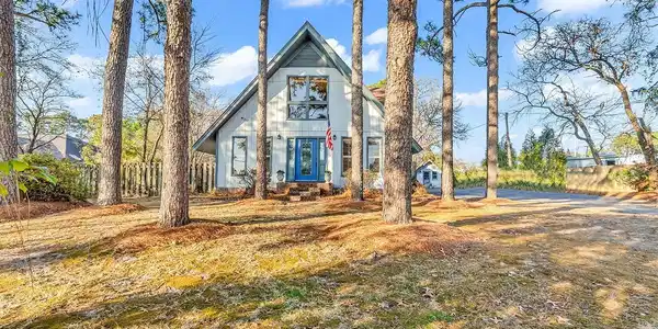 1800 Glenns Bay Rd.