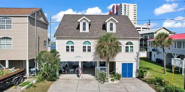 210 34th Ave. N
