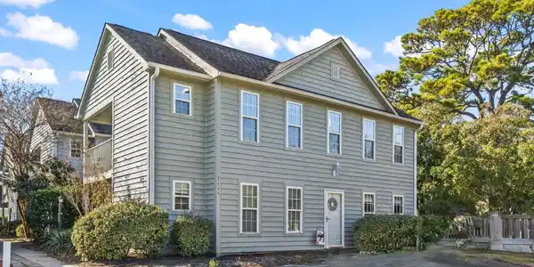 719-A 43rd Ave. S