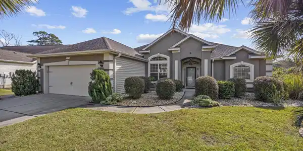 107 Harbor Lights Dr.