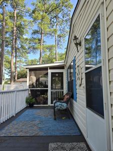 443 E Banks Dr.