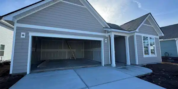 1253 Crested Iris Way