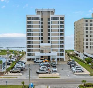 6200 N Ocean Blvd.