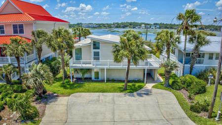 624 Dogwood Dr. S
