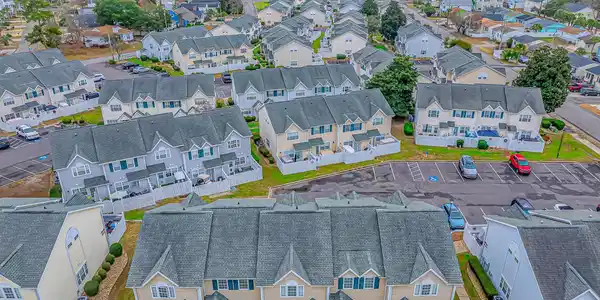 618 3rd Ave. S