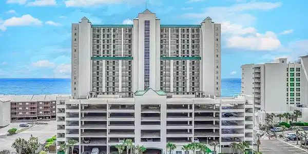 102 N Ocean Blvd. N
