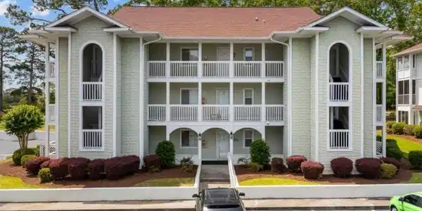 4648 Greenbriar Dr.