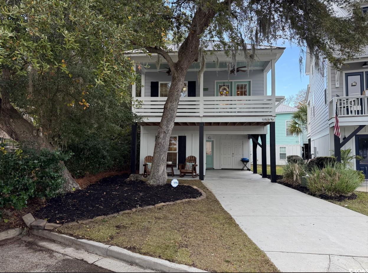 Image 1: View of front of property with ceiling fan, a carp Image 1: View of front of property with ceiling fan, a carp