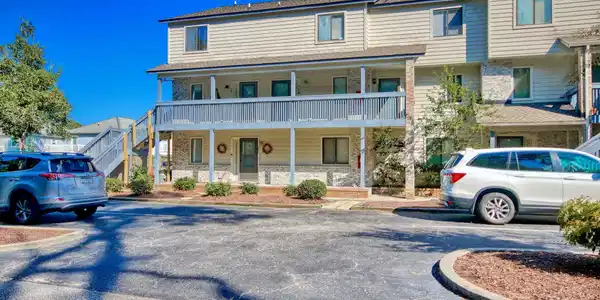 816 9th Ave. S