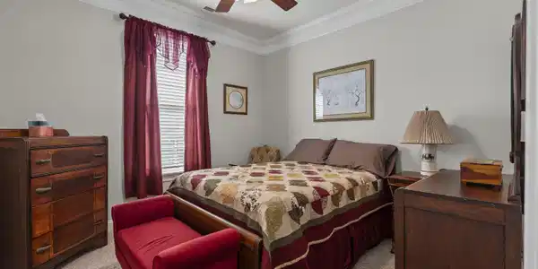 Image 4 Image 4