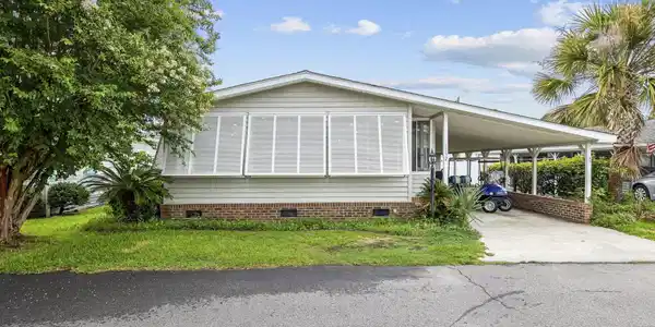 1732 East Lake Dr.