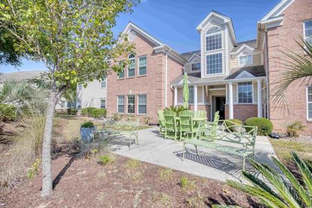 4389 Daphne Ln.