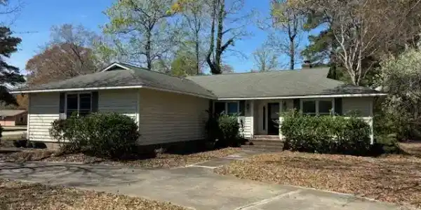 1740 Gibson Ave.