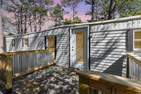 6 Ocean Reef Ln.