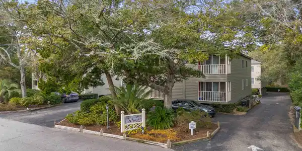 107 Toby Ct.