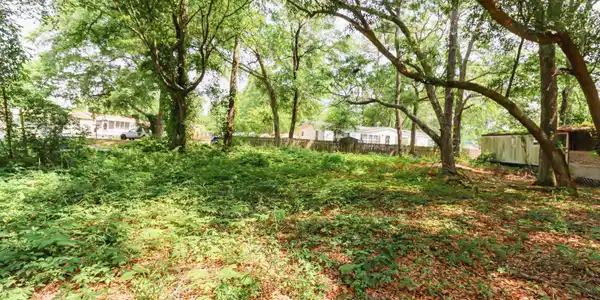 812 Jason St.