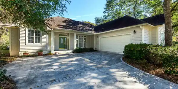 1799 Spinnaker Dr.